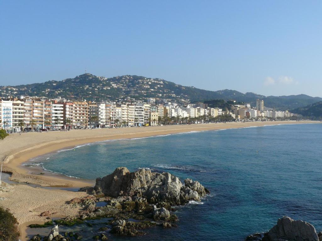 Apartments Lloret Sun โยเรตเดมาร์ ภายนอก รูปภาพ